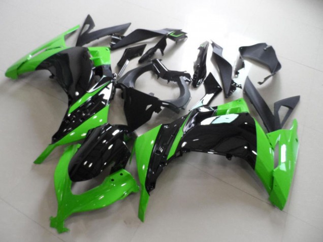 Green Glossy Black 2013-2018 Kawasaki ZX300R Motorcycle Fairing