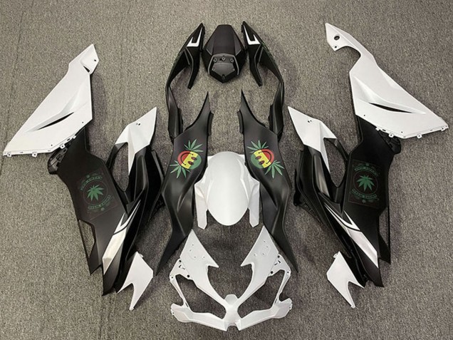 White Black Happy Face 2019-2022 Kawasaki ZX6R Motorcycle Fairings