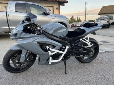 Nardo Grey 2006-2007 Suzuki GSXR 600 / GSXR 750 Motorcycle Fairing Kits