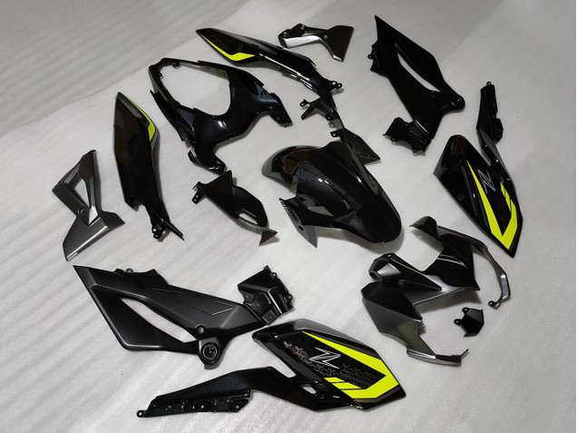 Black Yellow 2018-2024 Kawasaki Z400 Motorcycle Fairings