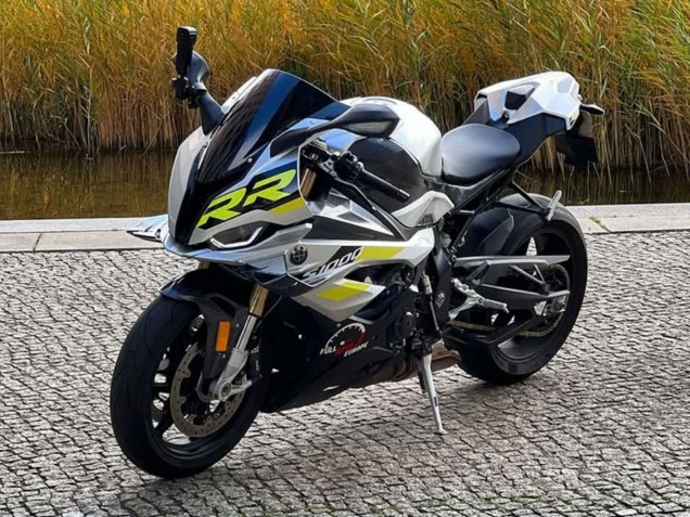 Silver Yellow Carbon Fiber 2023-2024 BMW S1000RR Motorcycle Fairings