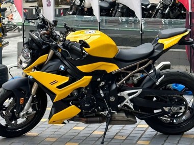 Yellow 2021-2025 BMW S1000R Motorcycle Fairings