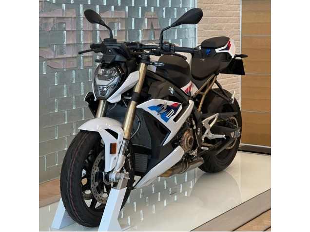 White Blue Red 2021-2025 BMW S1000R Motorcycle Fairings