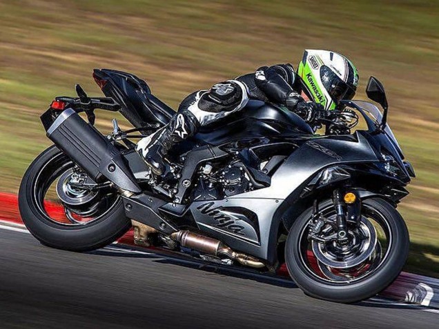 Matte Black 2023-2025 Kawasaki ZX6R Motorcycle Fairing