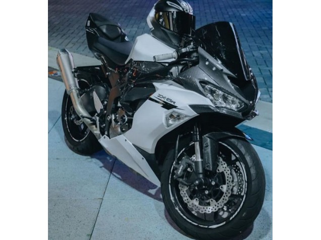 White Black Carbon Fiber 2019-2022 Kawasaki ZX6R Motorcycle Fairings