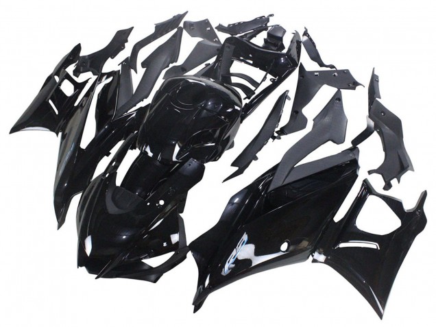 Glossy Black 2022-2024 Yamaha YZF R3/R25 Motorcycle Fairing