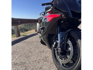 Black Carbon Fiber Red 2020-2025 Yamaha YZF 1000 R1 Motorcycle Fairings