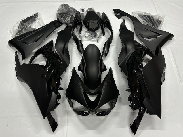 Matte Black 2023-2025 Kawasaki ZX6R Motorcycle Fairings